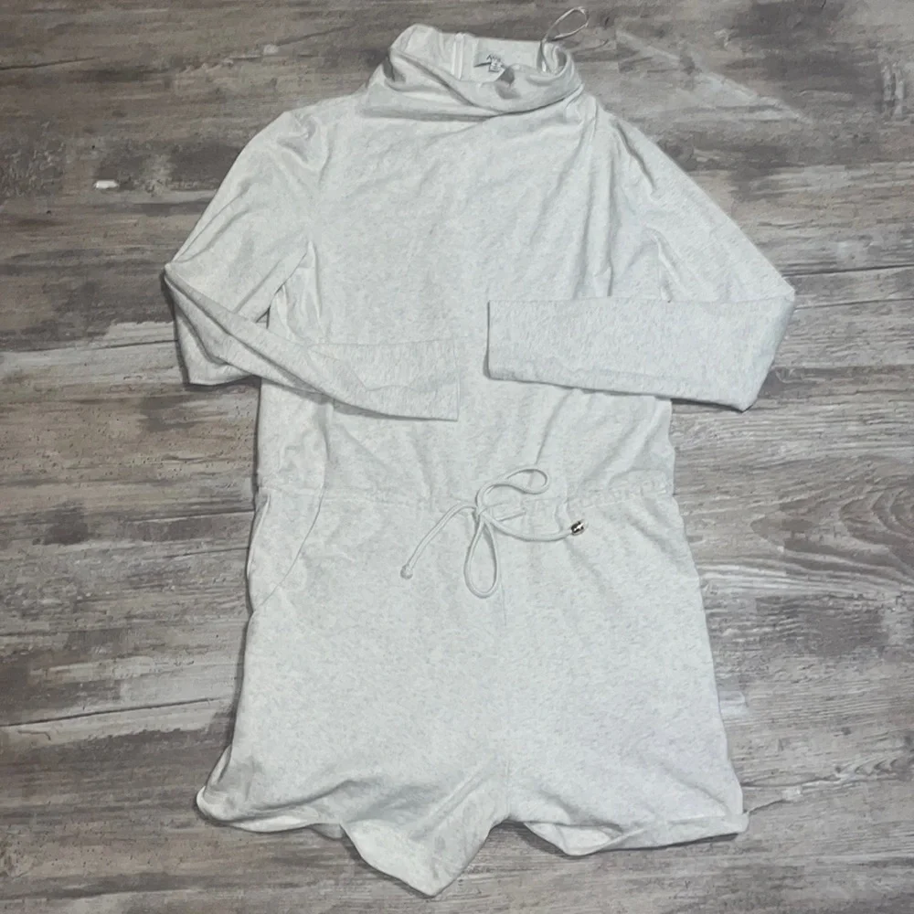 Ava romper 6 - Picture 1 of 7